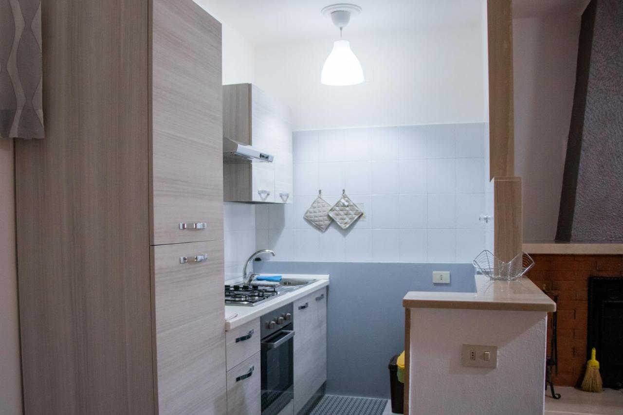 Apartamento Casa Degli Ulivi Con Parcheggio Privato Muro Lucano Exterior foto