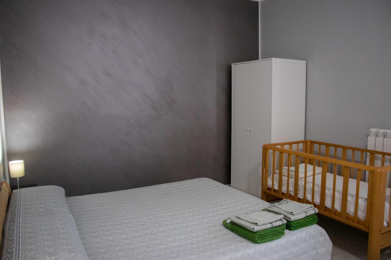 Apartamento Casa Degli Ulivi Con Parcheggio Privato Muro Lucano Exterior foto